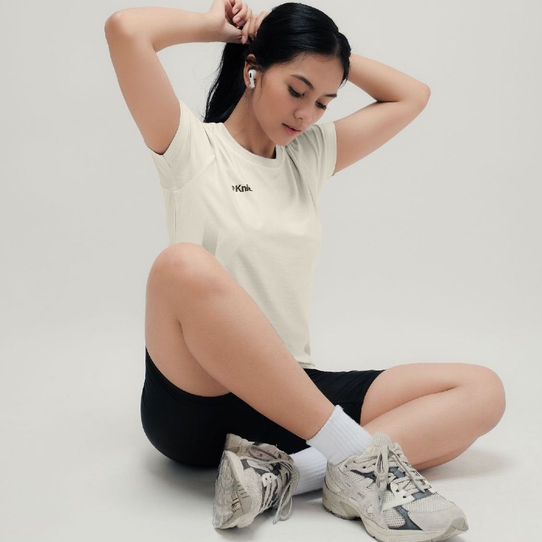 She Moves – Running Shirt